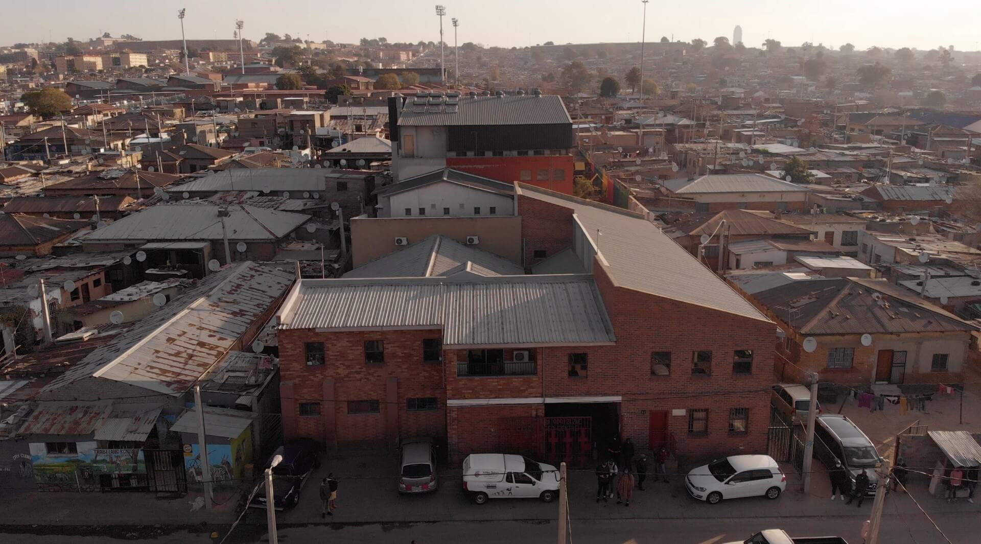 Phuthaditjhaba, Alexandra centre building